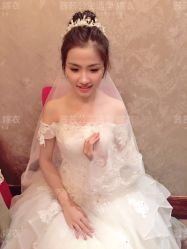 茜茜公主新娘跟妆的全部评价