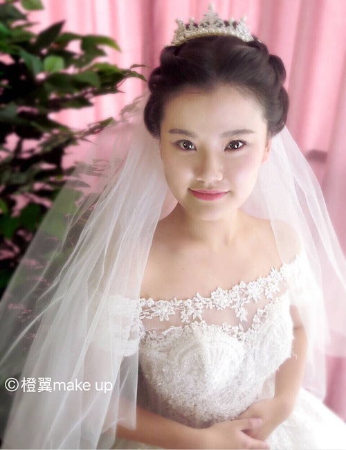 上海新娘年会跟妆 价格性价比高