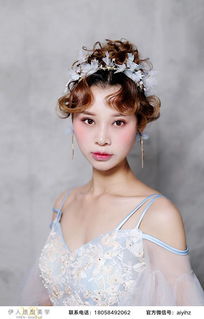 娘跟妆多少钱 新娘跟妆 化妆培训找伊人化妆 查看