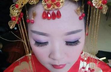 南昌专业新娘跟妆,舞台妆,团体妆
