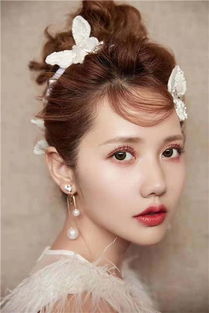 厦门新娘化妆跟妆,婚纱租赁