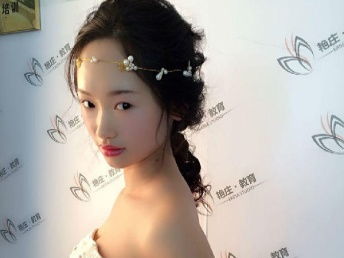 图 专业新娘化妆 跟妆师 广州艳庄教育让你做较美的新娘 广州婚庆 庆典