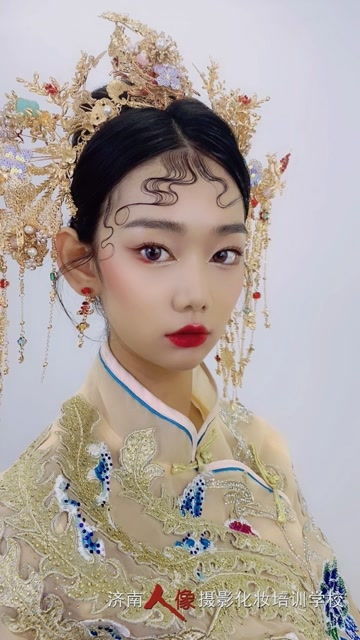 是不是很漂亮,古装造型分享,济南化妆学校高端新娘跟妆进修班