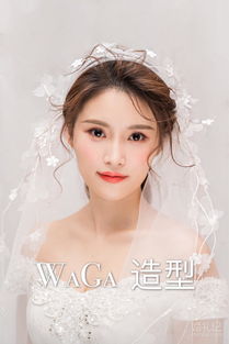 总监超值全天新娘跟妆 赠送亲友妆一位