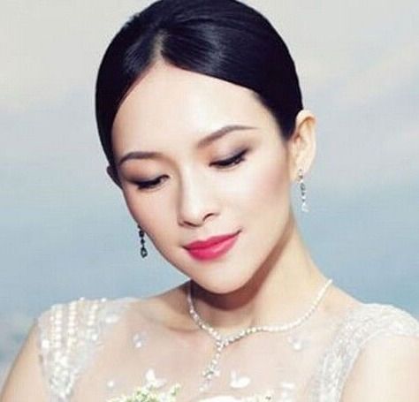 新娘妆一般收费多少钱 新娘妆的画法技巧有哪些